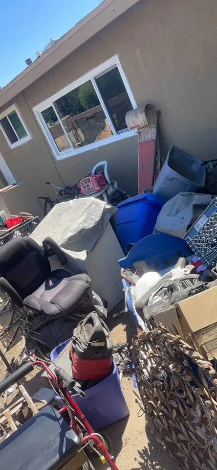 Mobile Home Cleanout in Bushnell — Property Cleanout in Bushnell, FL, photo 2